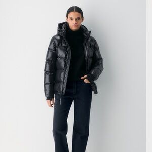 Aritzia Super Puff Original